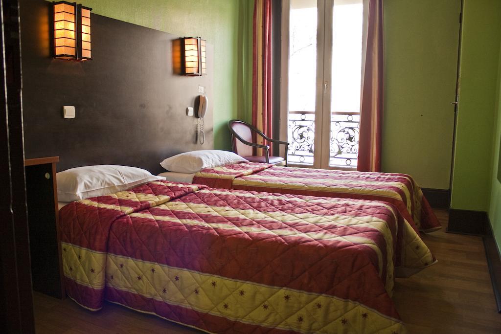 Chambre Quadruple Supérieure avec Baignoire