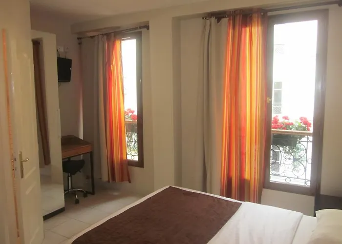 Hotel Paris Lecluse